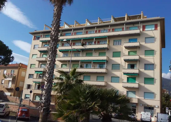 Apartamento Piazza Mazzini 21 *